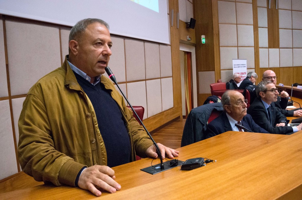 La testimonianza di Michele Albanese nella XXIII Giornata mondiale della libertà di stampa a Reggio Calabria (Foto Giornalisti Italia)