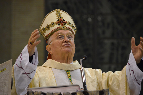 Mons. Giuseppe Mani, arcivescovo emerito di Cagliari