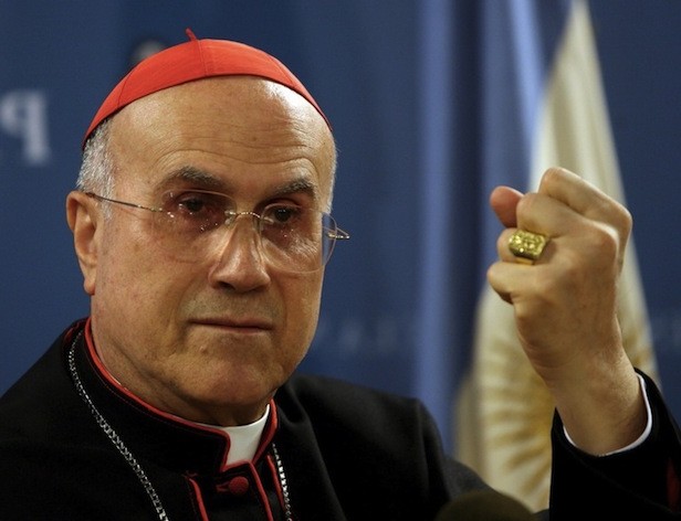 Il cardinale Tarcisio Bertone