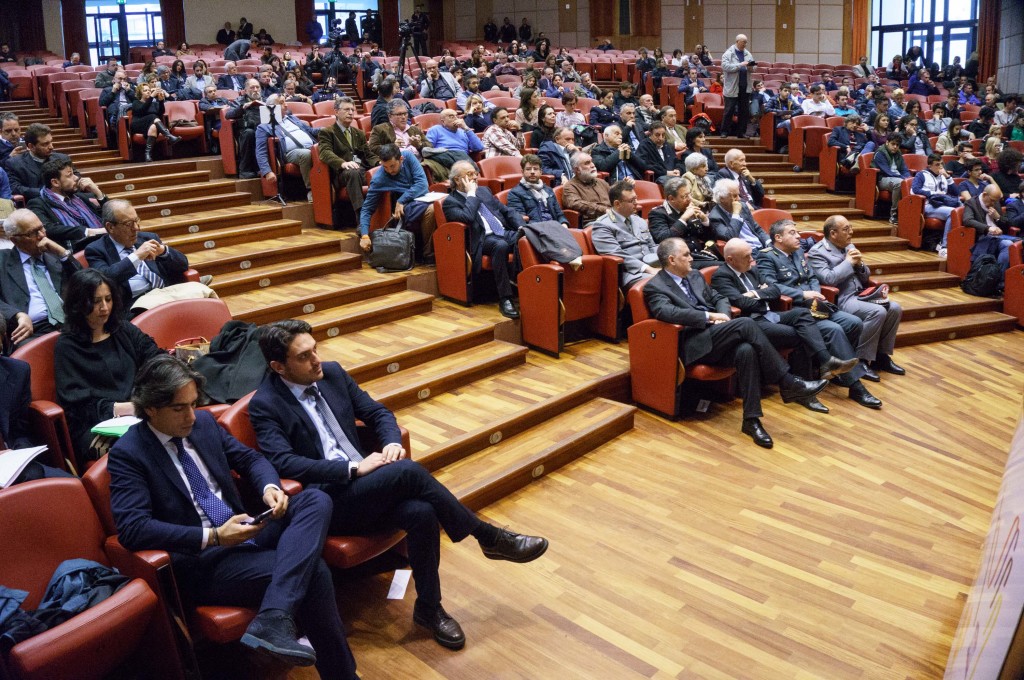 La Sala Calipari del Consiglio regionale della Calabria nella XXIII Giornata mondiale della libertà di stampa (Foto Giornalisti Italia)