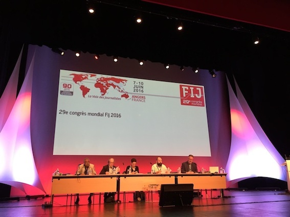 Il palco del 29° Congresso internazionale della stampa in corso ad Angers